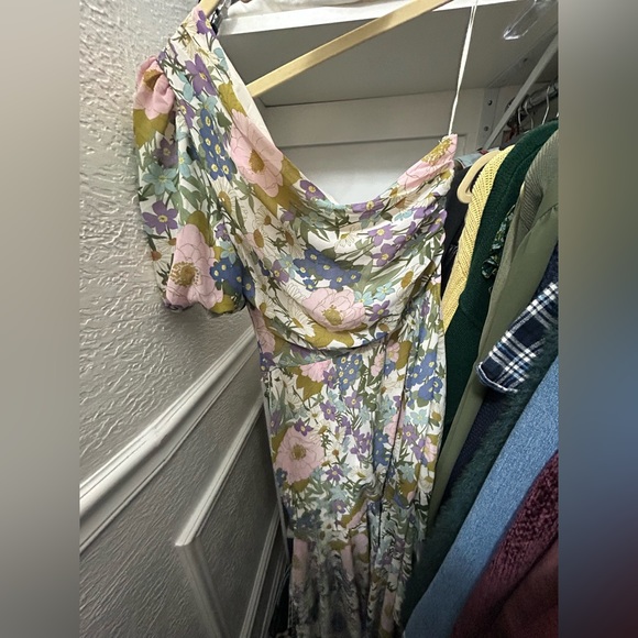 ASTR THE LABEL SANTORINI ONE SHOULDER MIDI DRESS - Picture 5 of 6